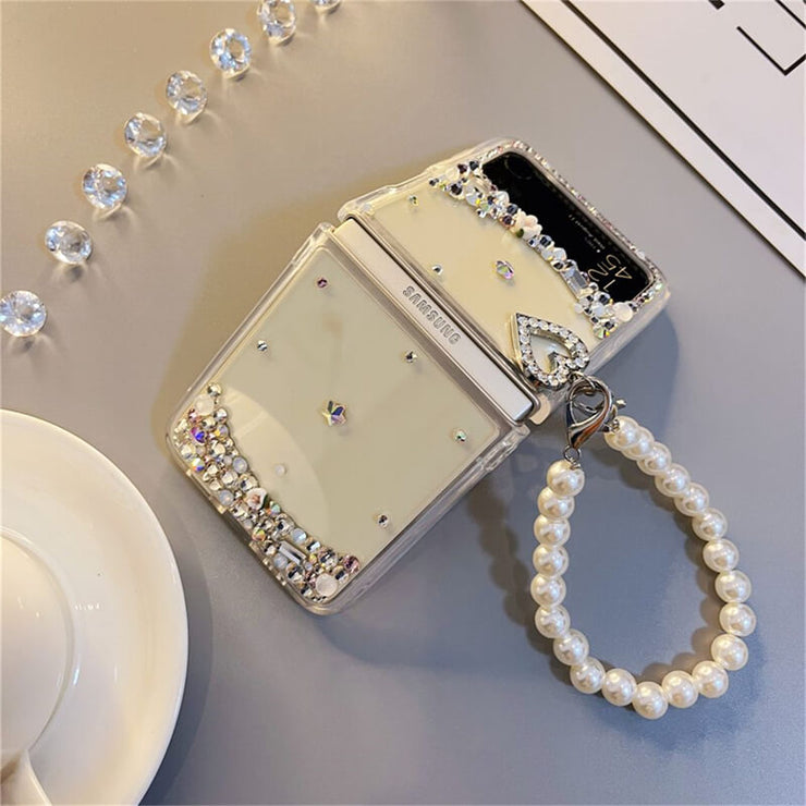 Heart-Shaped Rhinestone Connection Buckle | with Pearl Chain | Z Flip 3, Z Flip 4, Z Fold 3, Z Fold 4 Phone Case