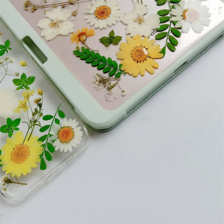 Matching Case | Green Leaf White Dried Flowers Case