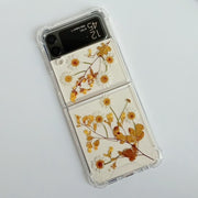 White Daisies Yellow Pressed Flowers Samsung Z Flip/Fold Clear Case