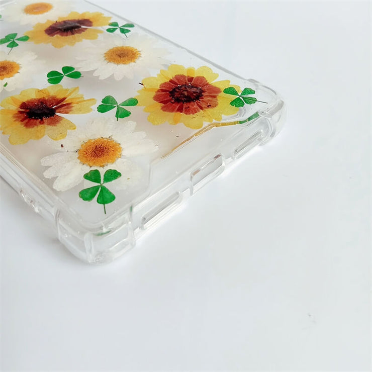 Yellow & White Daisy | Pressed Flowers Google Bumper Case