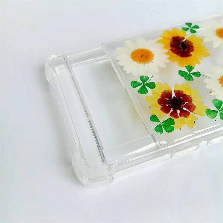 Yellow & White Daisy | Pressed Flowers Google Bumper Case