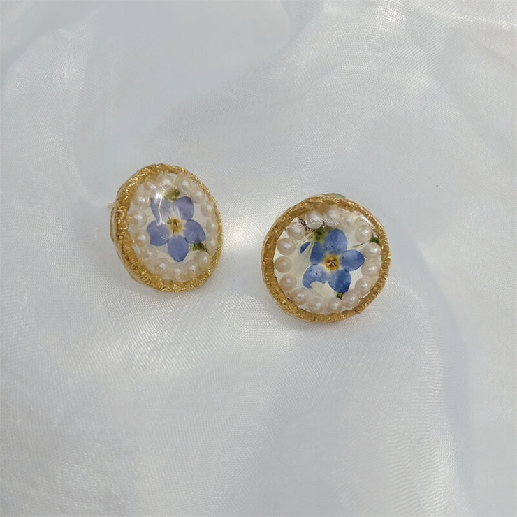 Resin Daisies & Pearl | Gilded Circle | Earrings | 14K Gold Clad