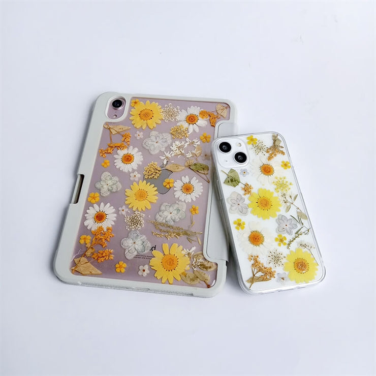 Matching Case | Light Blue Yellow White Dried Flowers Tablet Case