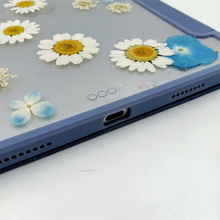 Daisies Like Snakes Tablet Case | iPad Pro | Air 4 5 | Mini 6 | Tab S6/7/8