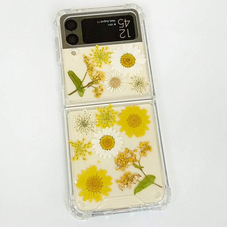 White Yellow Daisies Lace Flower | Bumper Case | Z Flip 3, Z Flip 4, Z Fold 3, Z Fold 4