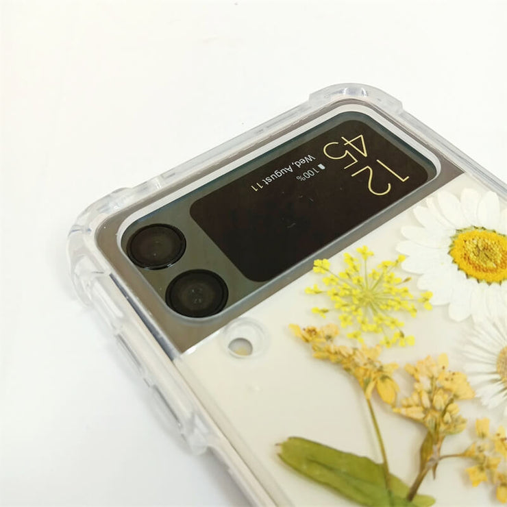 White Yellow Daisies Lace Flower | Bumper Case | Z Flip 3, Z Flip 4, Z Fold 3, Z Fold 4