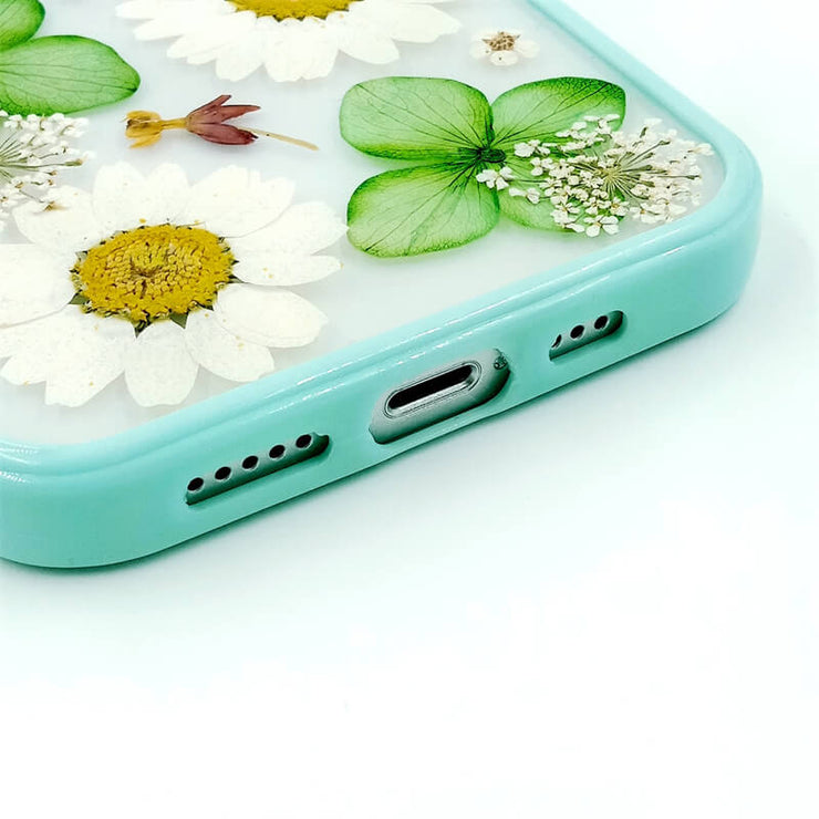 Green Hydrangea White Daisies | with Lanyard | with Magsafe | Colorful Border Case