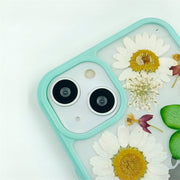 Green Hydrangea White Daisies | with Lanyard | with Magsafe | Colorful Border Case