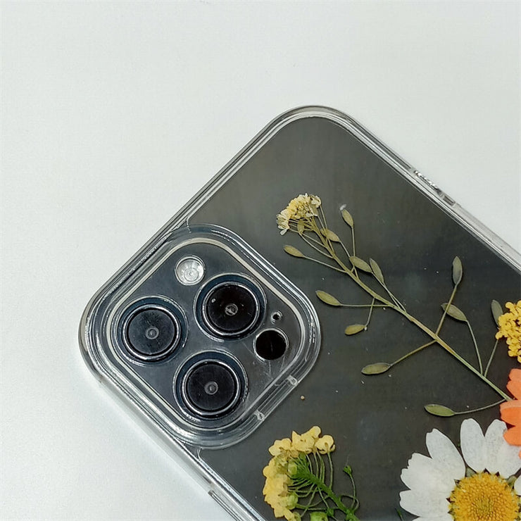 Orange Calendula | with Built-in Magnets | MagSafe | with Camera Lens Protection