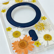 Orange & White Daisy | Built-in Magnets | with MagSafe