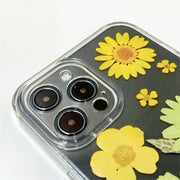 Green & Yellow Daisies | with Camera Lens Protection