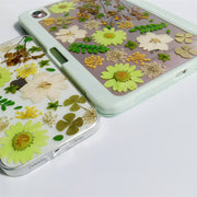 Matching Case | Green Daisy White Flower Tablet Case