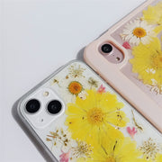 Matching Case | White Yellow Big Dried Flowers Tablet Case