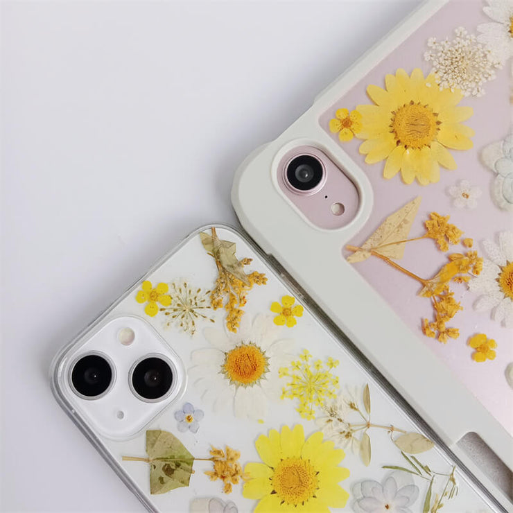 Matching Case | Light Blue Yellow White Dried Flowers Tablet Case